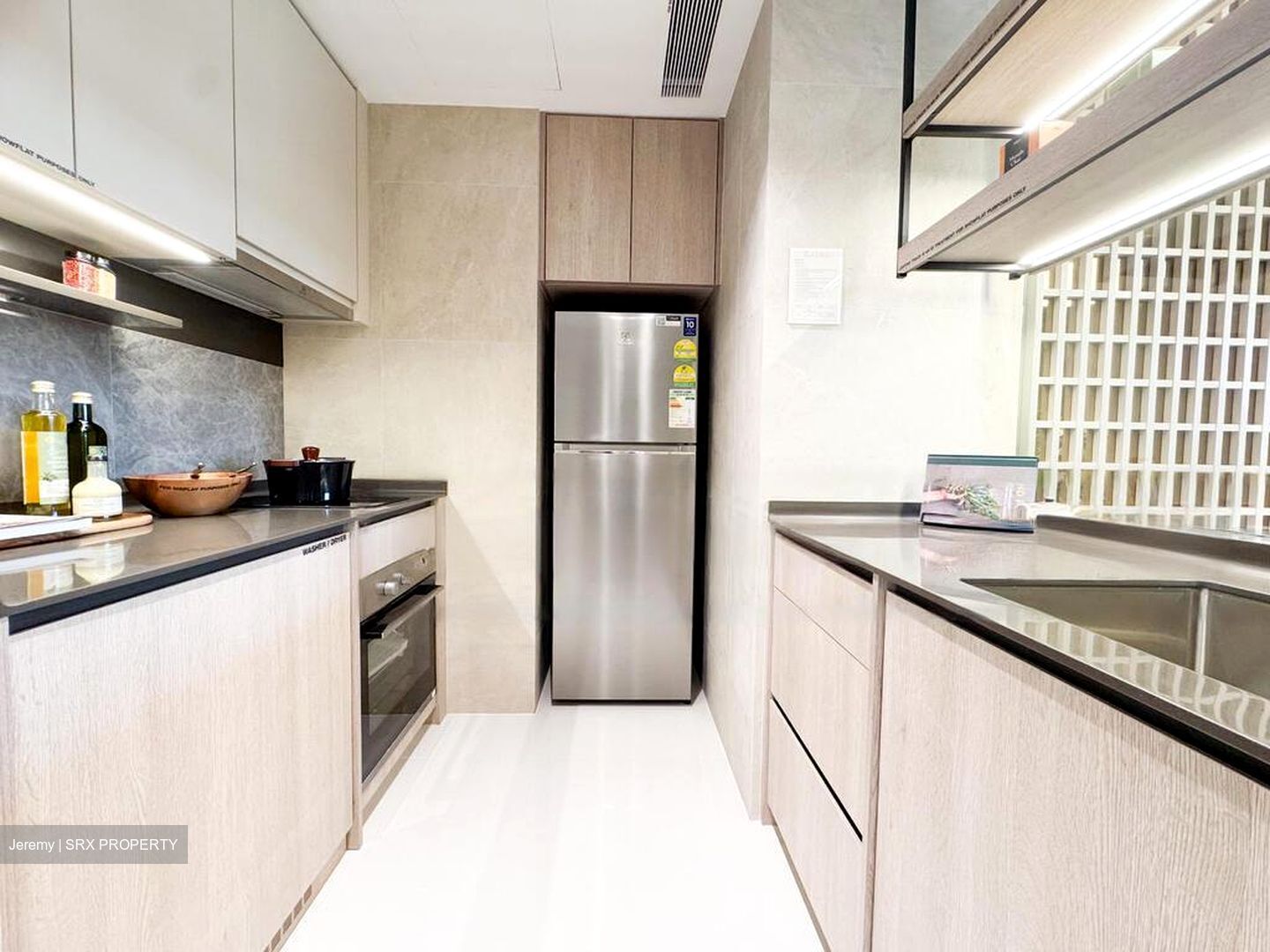 Kassia (D17), Condominium #485928641